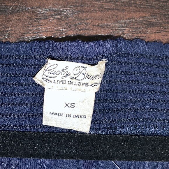 NWT Lucky Brand Off the Shoulder Embroidered Blouse, sz Extra Small - Picture 7 of 11